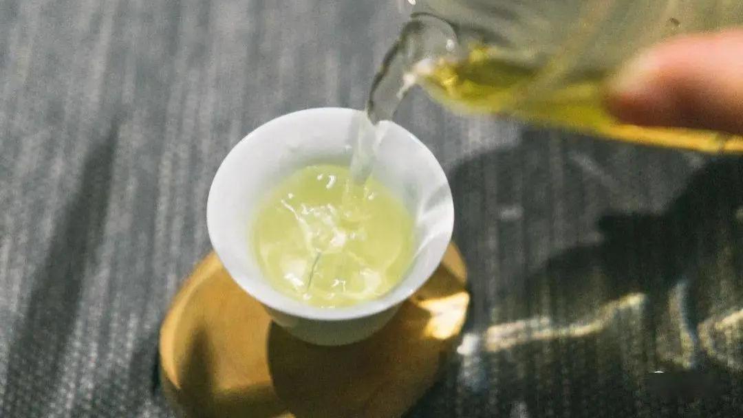 阿里山|青茶 | 台湾乌龙 --- 高山乌龙茶的特征 代表性高山茶 - 阿里山乌龙