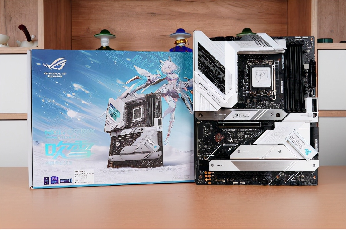 机箱|新的一年新的归来，追风者(PHANTEKS) PK518幻影白新色鉴赏