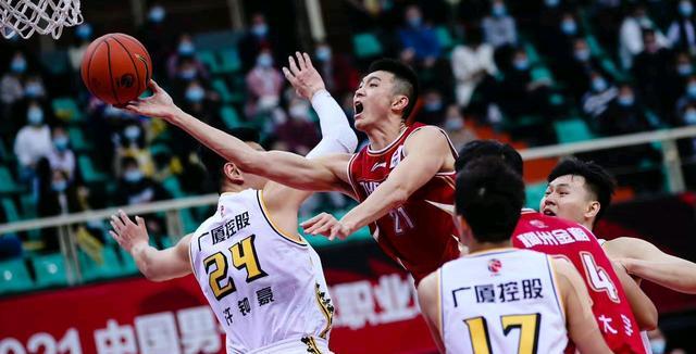 巴特勒|CBA最佳阵容出炉！浙江球队7人上榜郭少赵睿无缘陶汉林又遭打击
