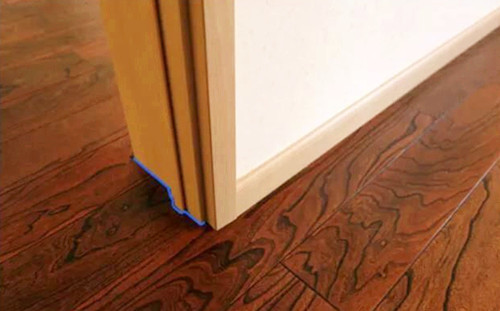 家里装修先铺地板还是先装门?别再傻傻搞不清楚!