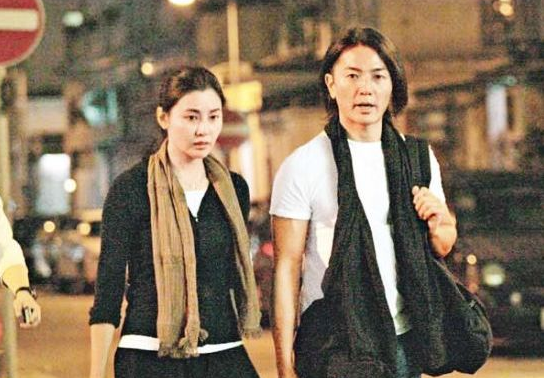 郑伊健|隐形富豪郑伊健，14年无子内幕令人惊讶，与梁咏琪分手真相