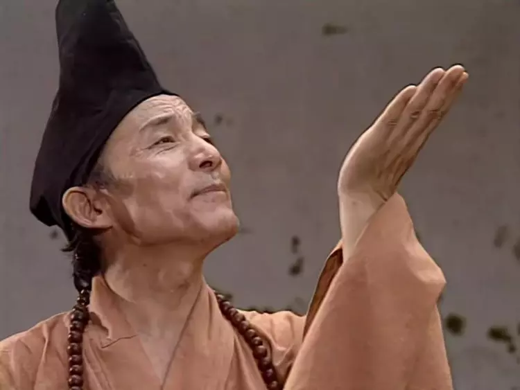 法证先锋5|游本昌:6岁出家,15岁还俗,52岁出演济公,晚年却赔得倾家荡产