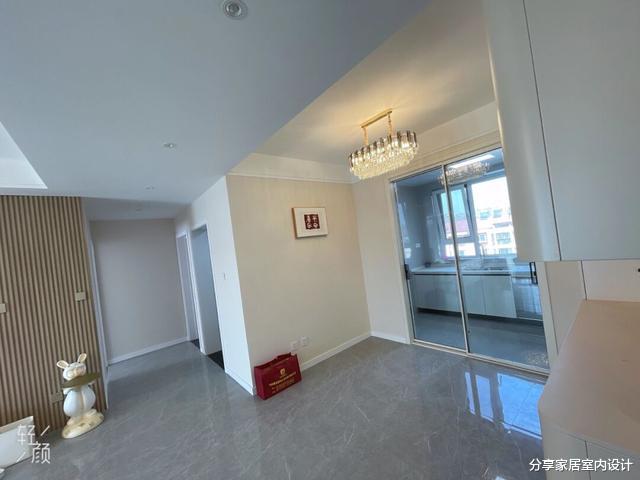 太羡慕她家新房了,装修效果还不错,全屋网购的灯具便宜又好看