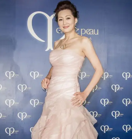 孟广美|孟广美第一段感情被伤害，第二段感情被欺骗，直到第三次才遇到良人