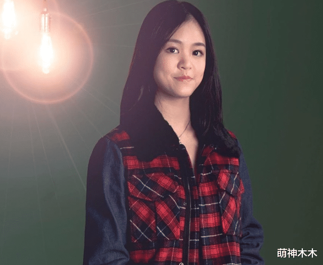 刘銮雄|刘銮雄私生女近照曝光，点赞单亲妈妈，还回复网友自己爱用简体字