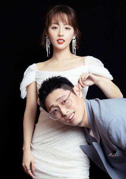 买超|张嘉倪老公买超劈腿：买超根本没有显赫家庭背景！