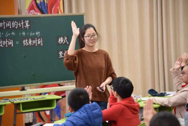 数学|6÷2（1+2）=？小学试卷再现争议题，老师家长争论不休