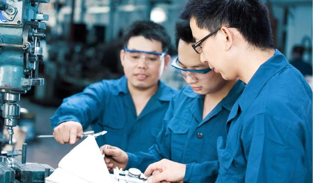 职业教育|大力培养职业教育人才,对地方经济社会发展有什么影响?