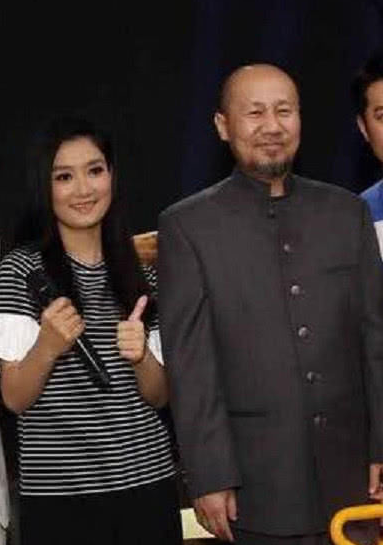 腾格尔|凤凰传奇玲花和腾格尔关系隐藏了40年，终于“藏”不住了