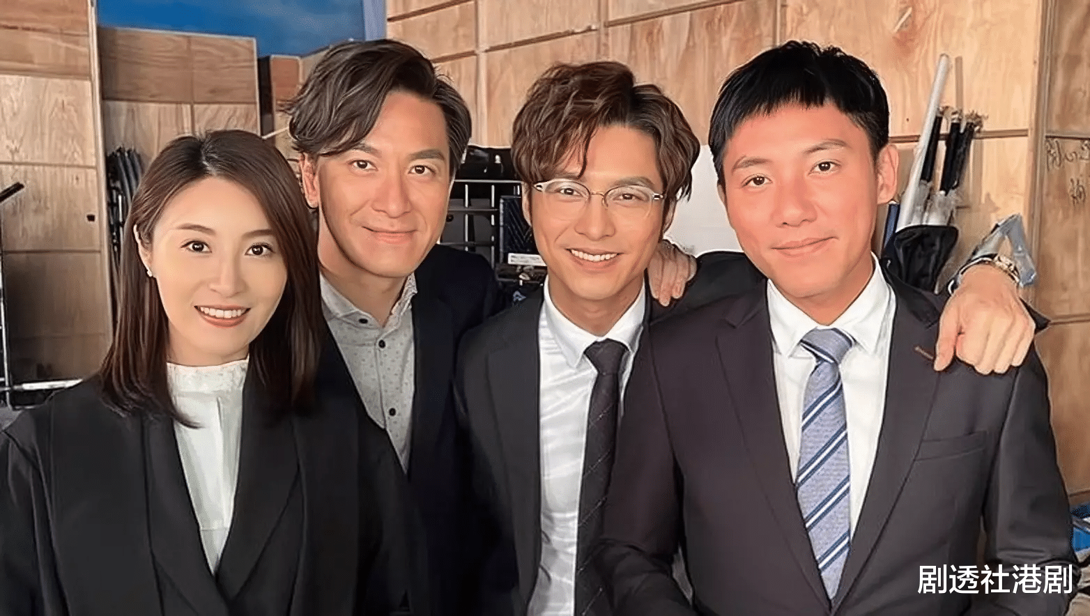 黄嘉乐|又走一个!TVB知名男星突然宣布离巢,加入公司20年不受捧