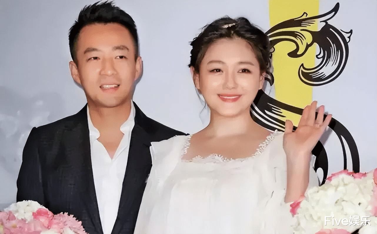 汪小菲|“冤种前夫”汪小菲斗不赢大小S一家,为何许雅钧可以轻松拿捏?