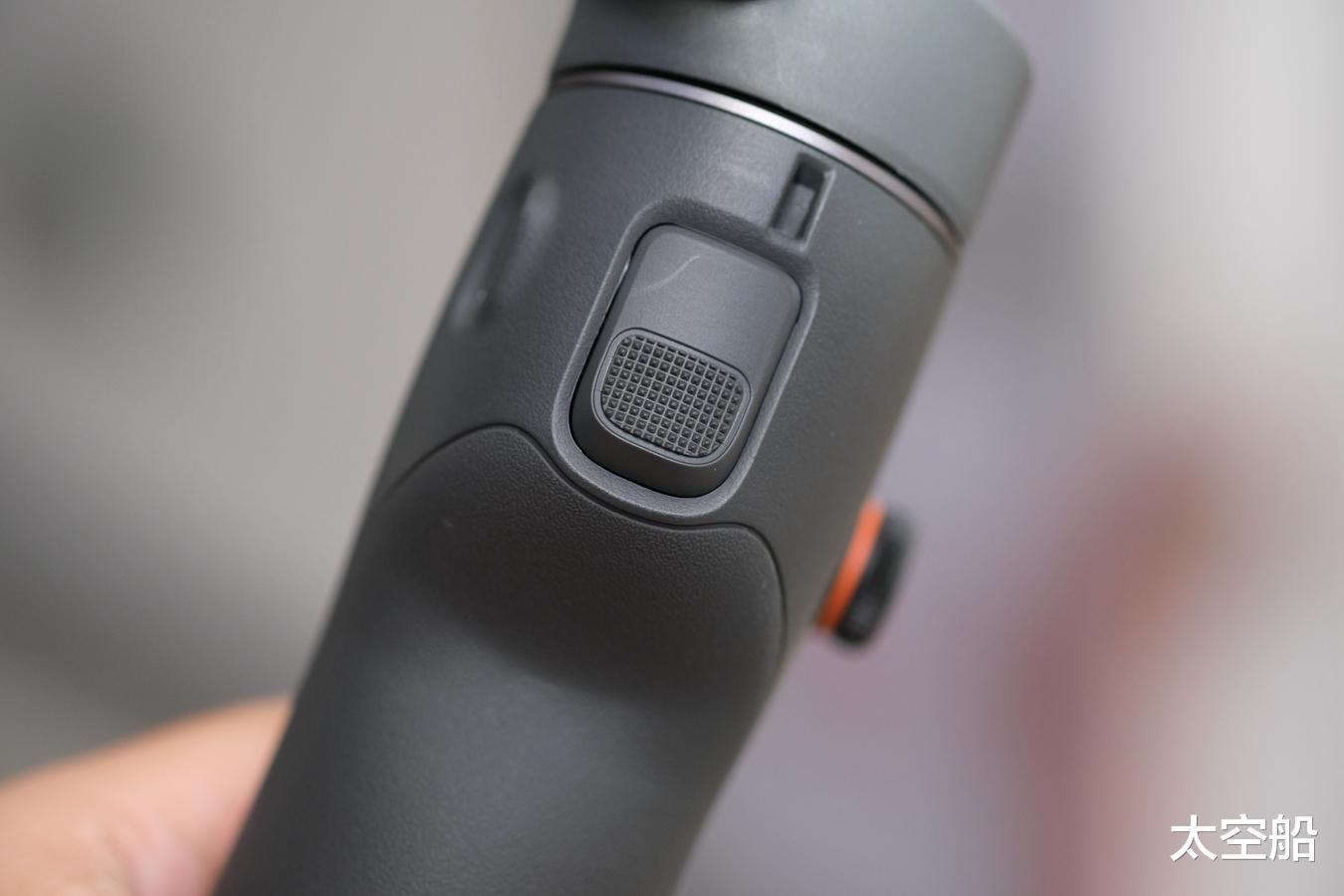 三星|操控简易，稳字当先，大疆Osmo Mobile 6评测