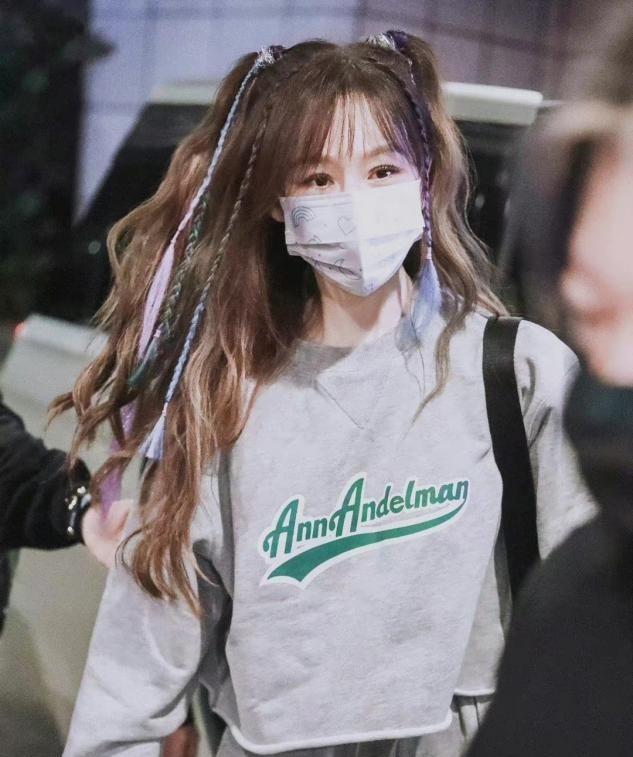 刘海 被王心凌的“公主头”美到了，比高马尾还要减龄洋气，关键还易学