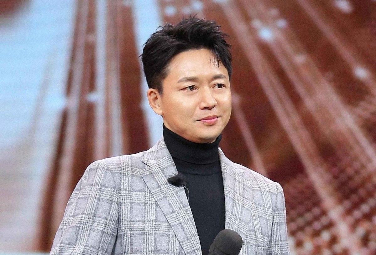 发型 男人变“油腻”比变老更可怕！记得远离这4种发型，邋遢又败气质