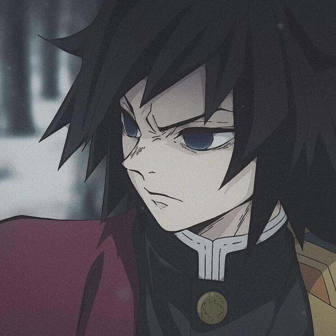 |动漫头像：惊鸿一瞥，误入眉眼，欢喜多年。