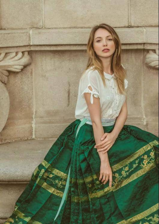 马面裙宜古宜今超百搭!跟这些单品组合时尚感满满,比迪奥还高级