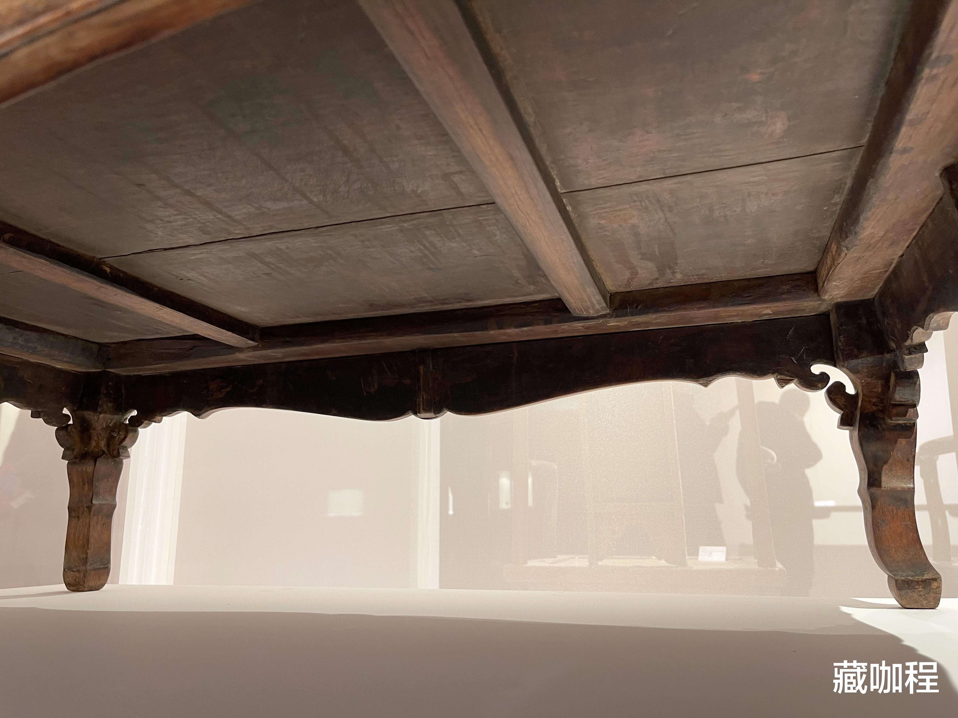 流拍|十年前成交价94.3万,黄花梨三弯腿炕桌结果流拍