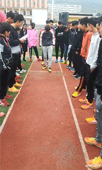 |“华为1996年的招聘广告,大家自己感受一下!”哈哈哈哈人才啊