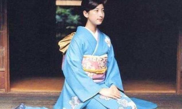 日本男子回家时,为何要喊一声“我回来了”?为了避免妻子尴尬