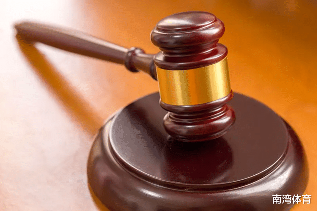 昆明|21年女子跳过中介和房主签约,拒绝支付中介费,称:想钱想疯了?