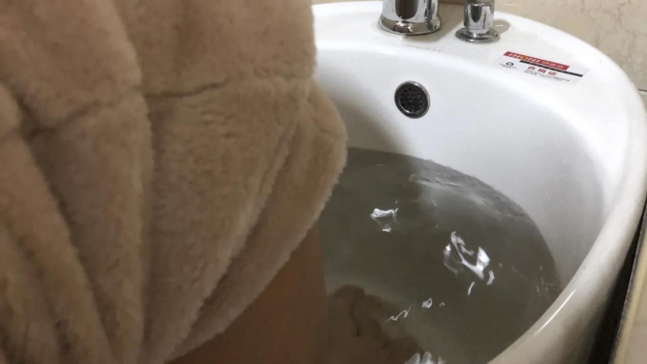 入住半年，想砸掉的9个卫生间设计，看着别扭用着受罪