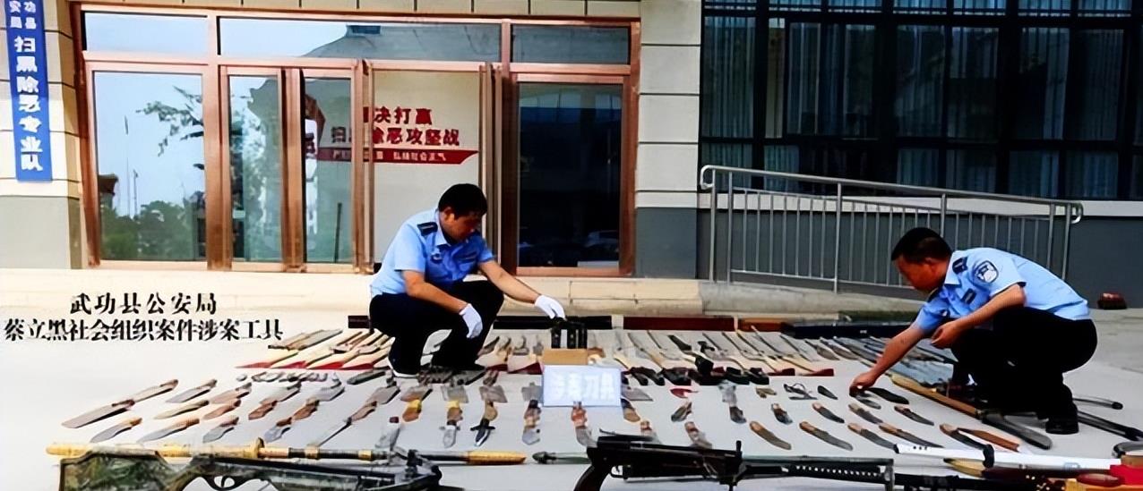 “黑老大”蔡国强覆灭史:逼好友自剁两根手指,曾与民警持枪对射