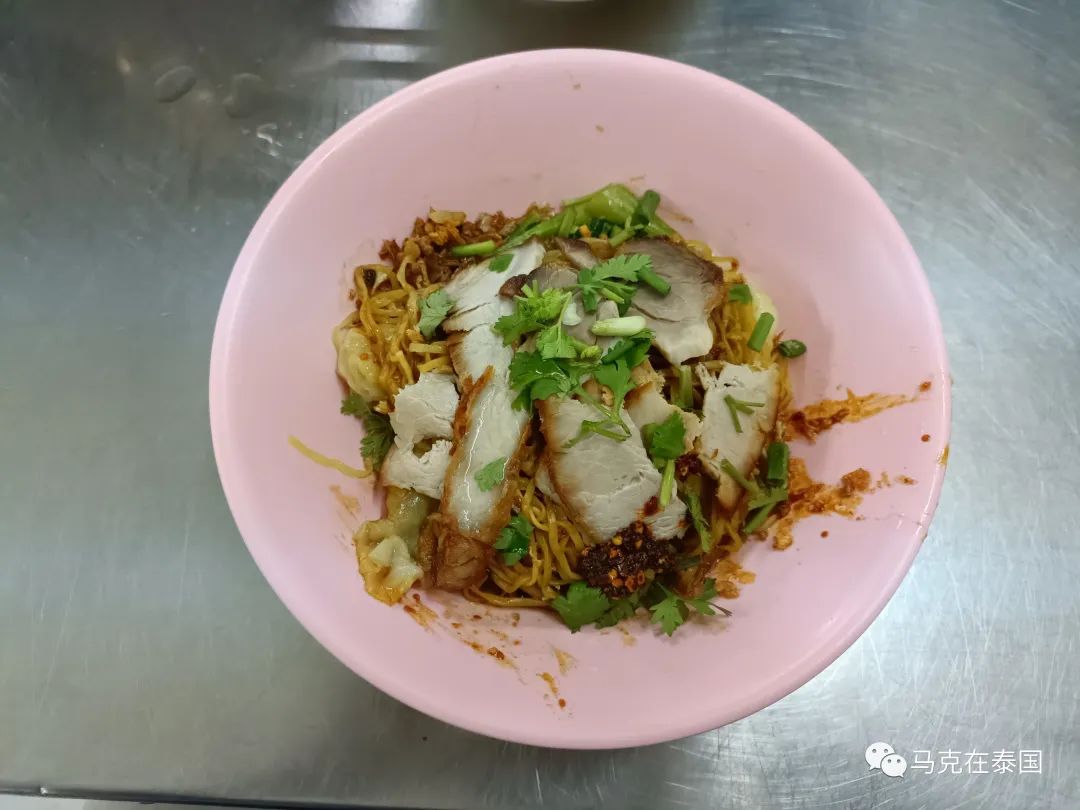 |路边摊云吞面之王，曼谷暹罗林记面家