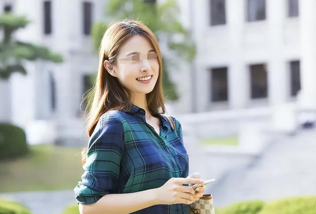 2005年男学生爱上善良女老师,欲强行与其发生关系,最终酿成血案