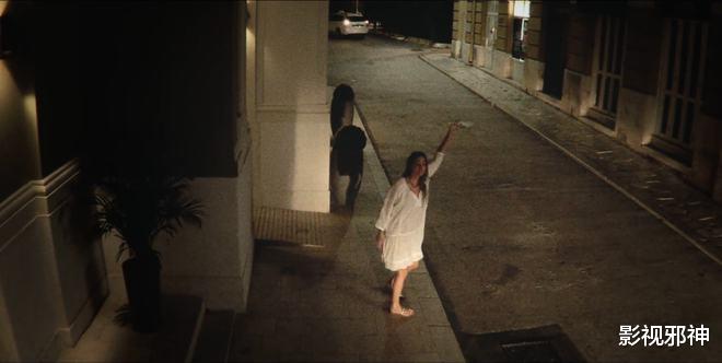 张扬|辣妹版「宿醉」，养眼烧脑尺度非凡