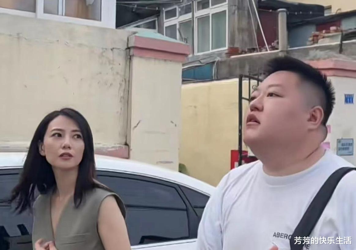 高圆圆|高圆圆大口吃面条,不开美颜滤镜全无女神包袱,颜值依然能打