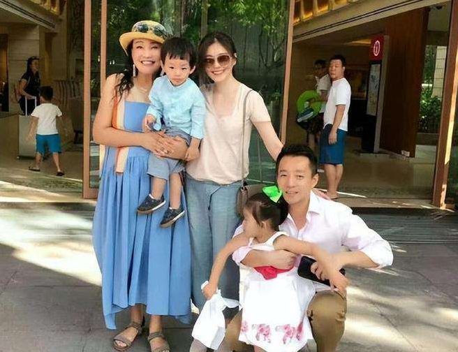 汪小菲|汪小菲放话争回孩子抚养权，透露马上飞台北，并要曝光小S黑料