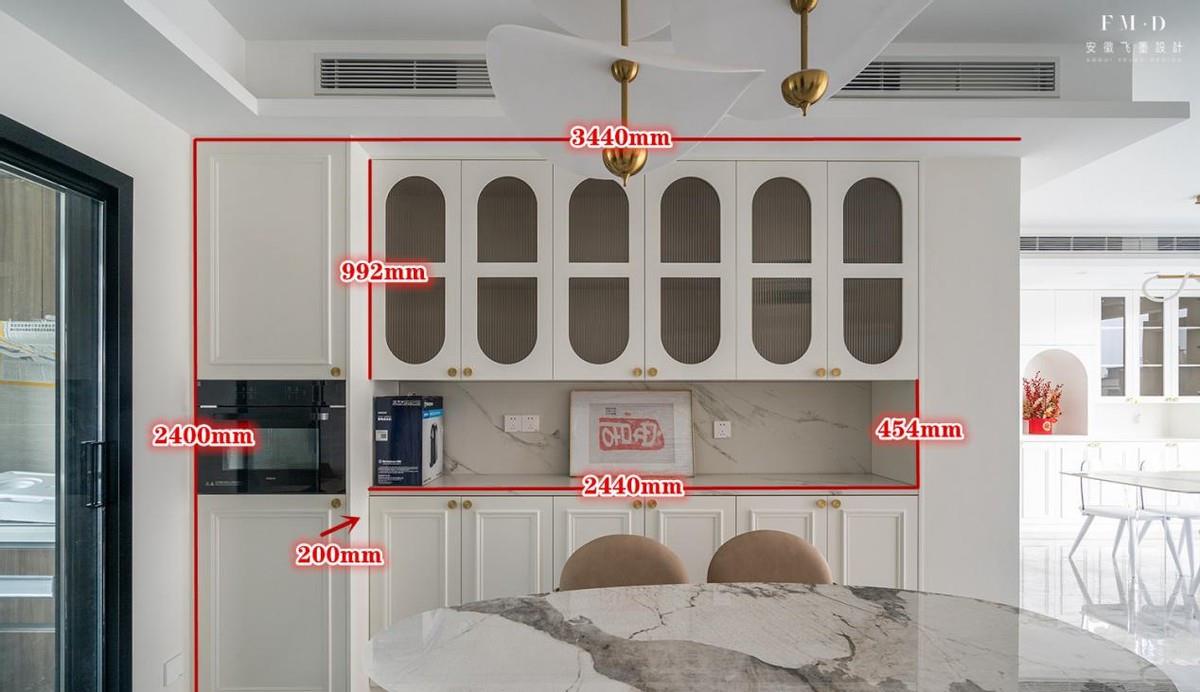 140㎡精装房，大横厅不拆不改，沙发放中间，半客厅半书房是亮点！