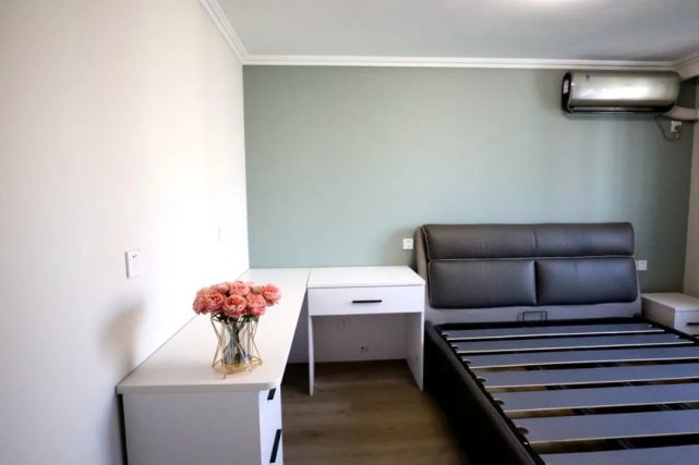 140平现代简约风三室装修,全屋用莫兰迪色系太温馨了