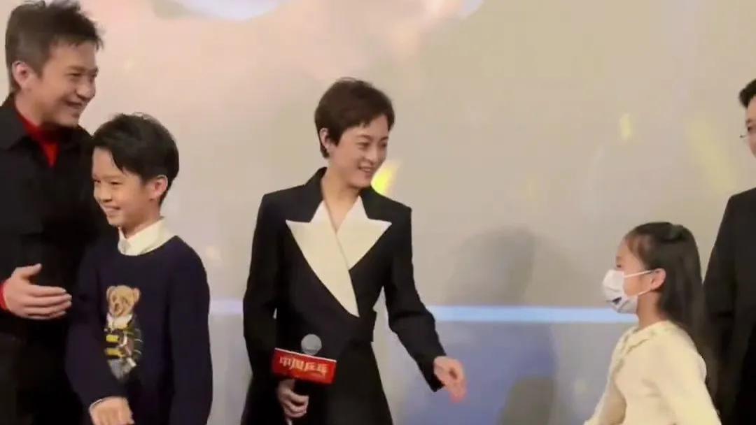 豪门明星|?邓超孙俪一双儿女引发热议！