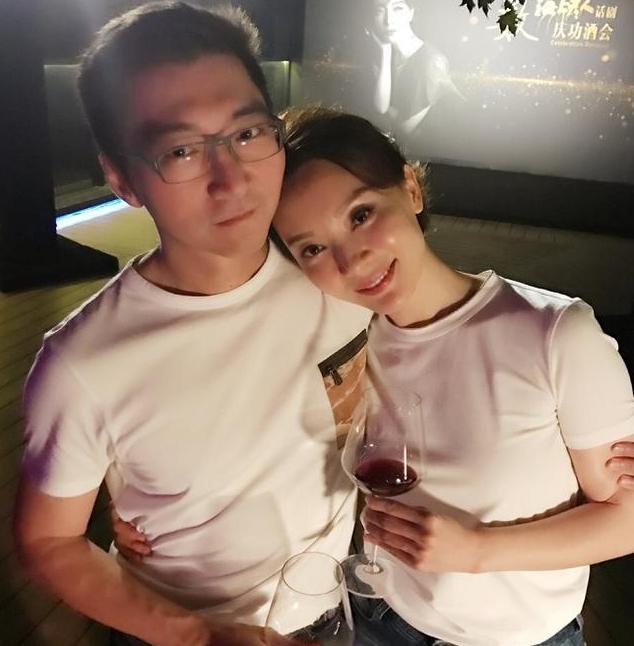 陈数|45岁陈数定居广东省城!过年与老公赵胤胤秀恩爱,结婚12年没生子