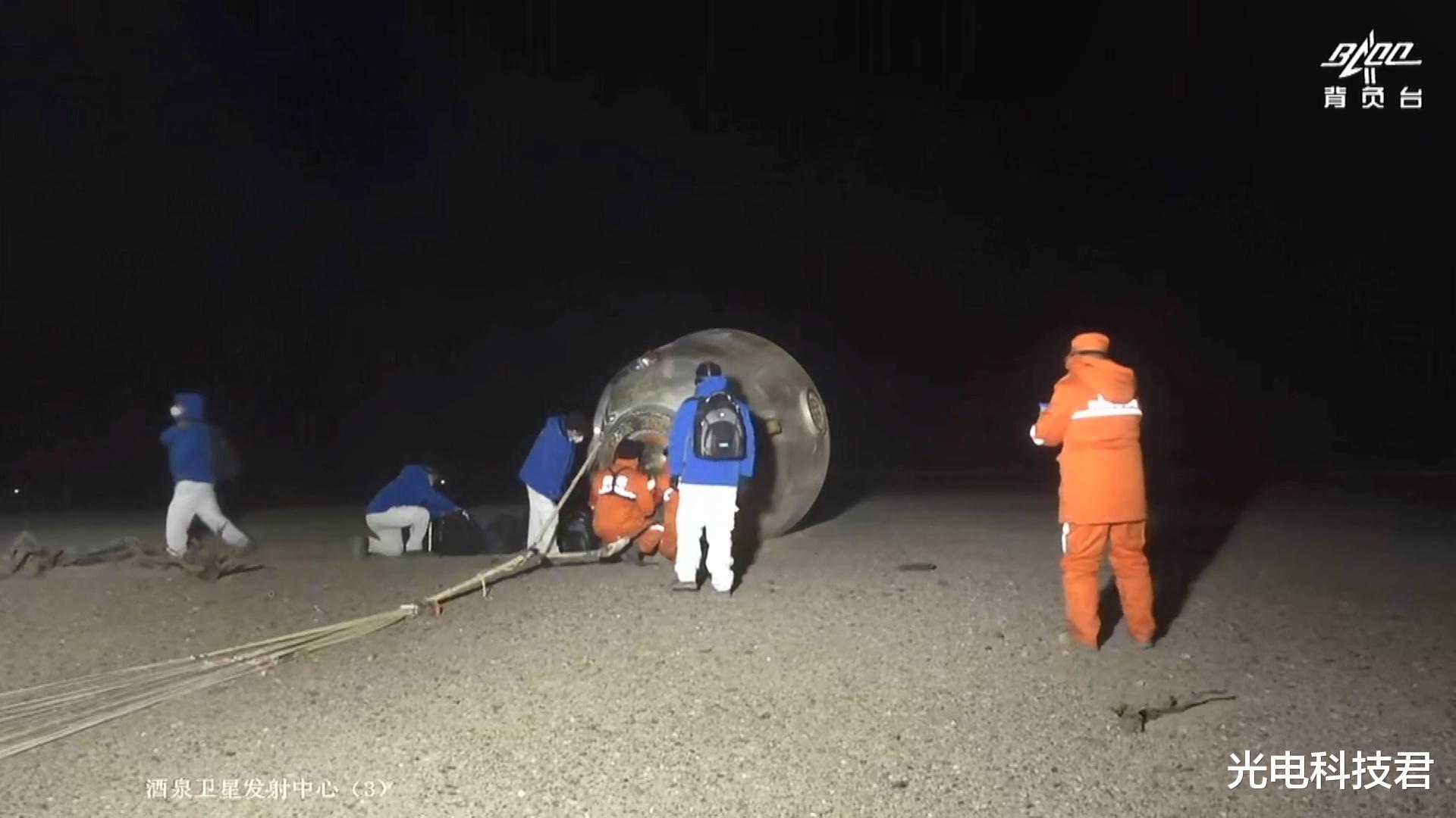 切伞失败?非也!神舟十四号返回圆满成功,1200平方主伞功不可没