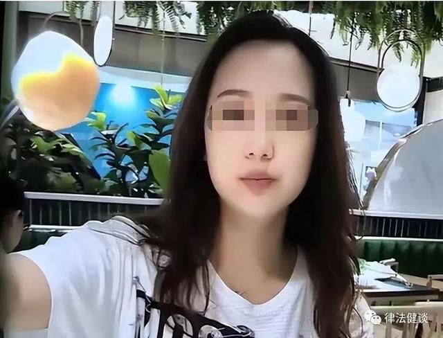 回顾:23岁空姐与男同事过夜,被未婚夫发现后回应:晚上给我修车