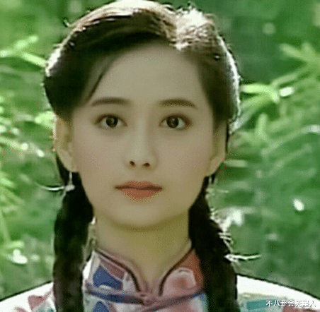 景甜|母亲都是高颜值，孩子却各有丑法，陈红的基因也救不了