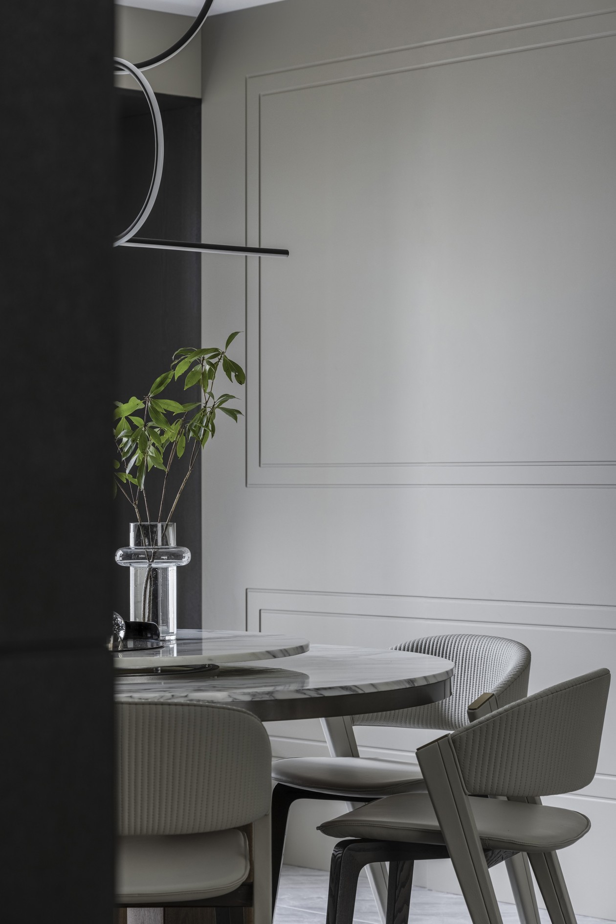 众乙研设丨喧闹后的沉静