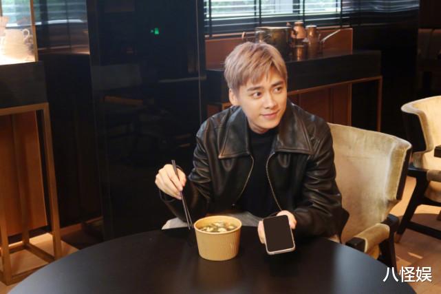 李易峰|李易峰嫖娼细节疑曝光,三次被抓,最早一次发生在6月