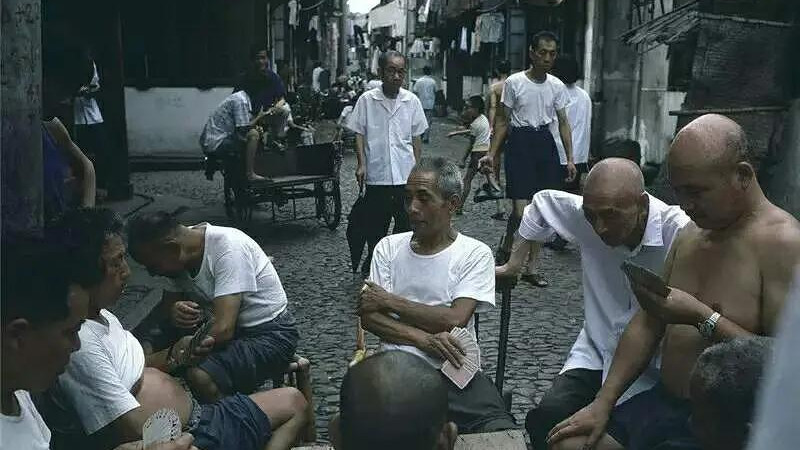 日本摄影师用20万张照片，展现80年代的中国，是你记忆中的样子吗？