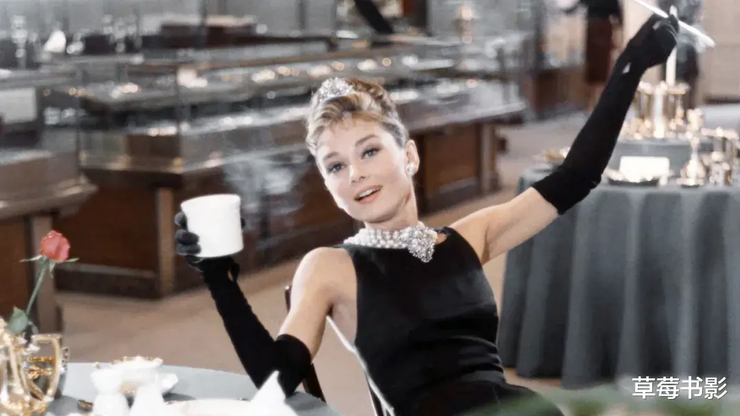 肖战|她要出演奥黛丽赫本！网友们吵翻了：她不配！