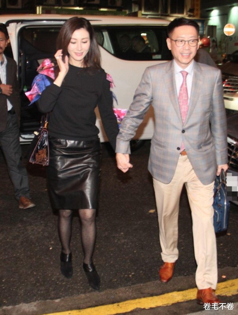 殷桃|何超琼结婚9年被插足，离婚后一通操作点醒公婆，李嘉欣420亿灰飞烟灭