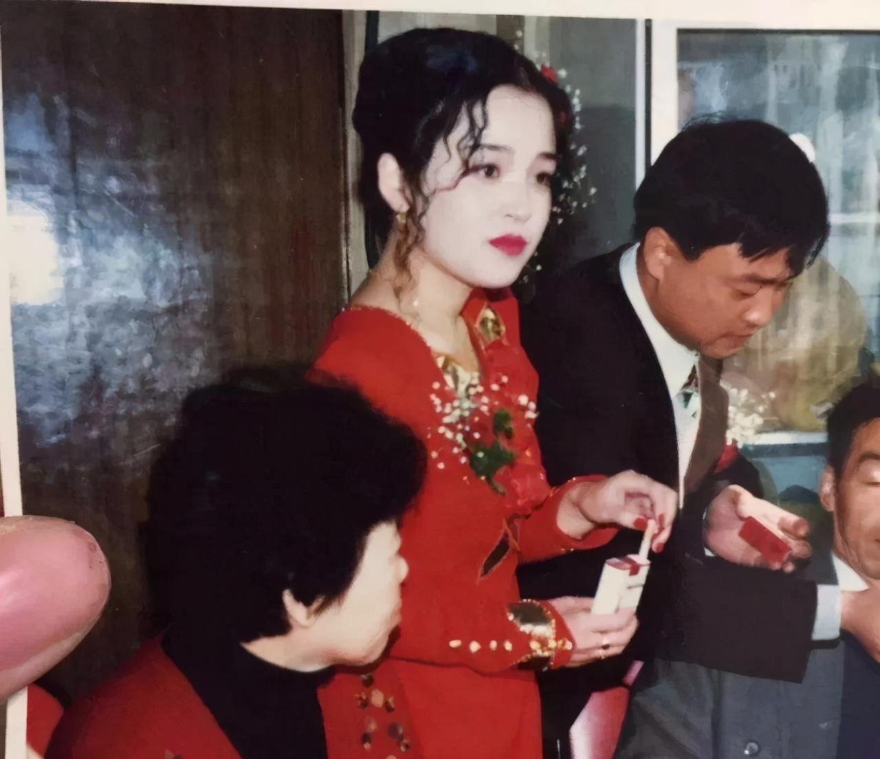 结婚照|父母当年的结婚照曝光，真是神仙颜值