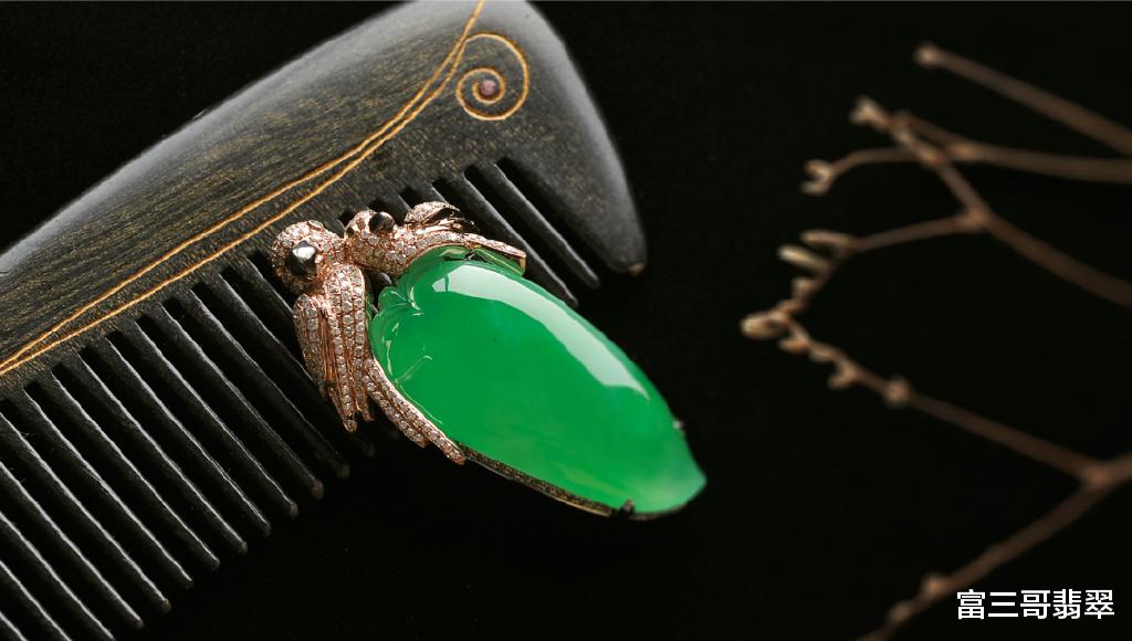 翡翠手镯|玉赏 ▏素面翡翠,简单即美