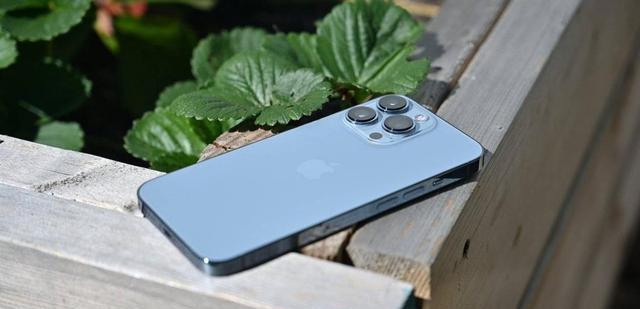 微盟|iPhone13ProMax：1TB全面现货！过万的售价，多少人能承受？