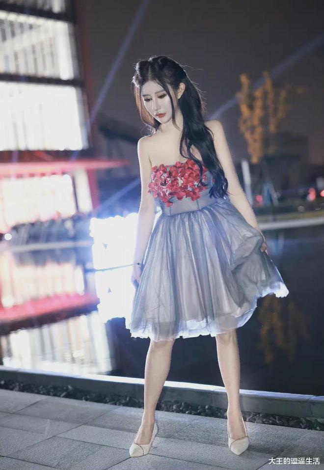 明星|智族GQ年度人物盛典,这就是娱乐明星的盛宴,网红周楚也跑去蹭了