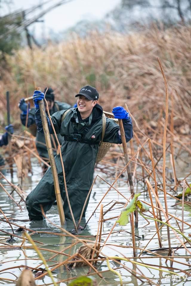 郭俊辰|《去炫吧!乐派》首站开唱,潘玮柏魔性演绎《刘大娘我笑呵呵》