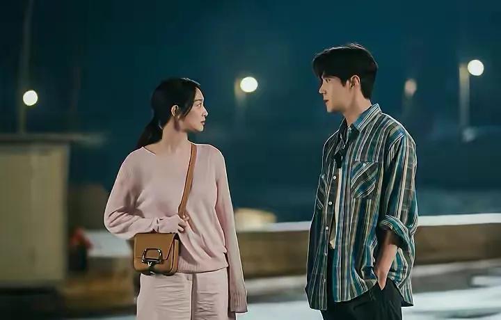 别墅|“你家有大别墅，却不买婚房”倒贴钱嫁给凤凰男后，她知道被骗了