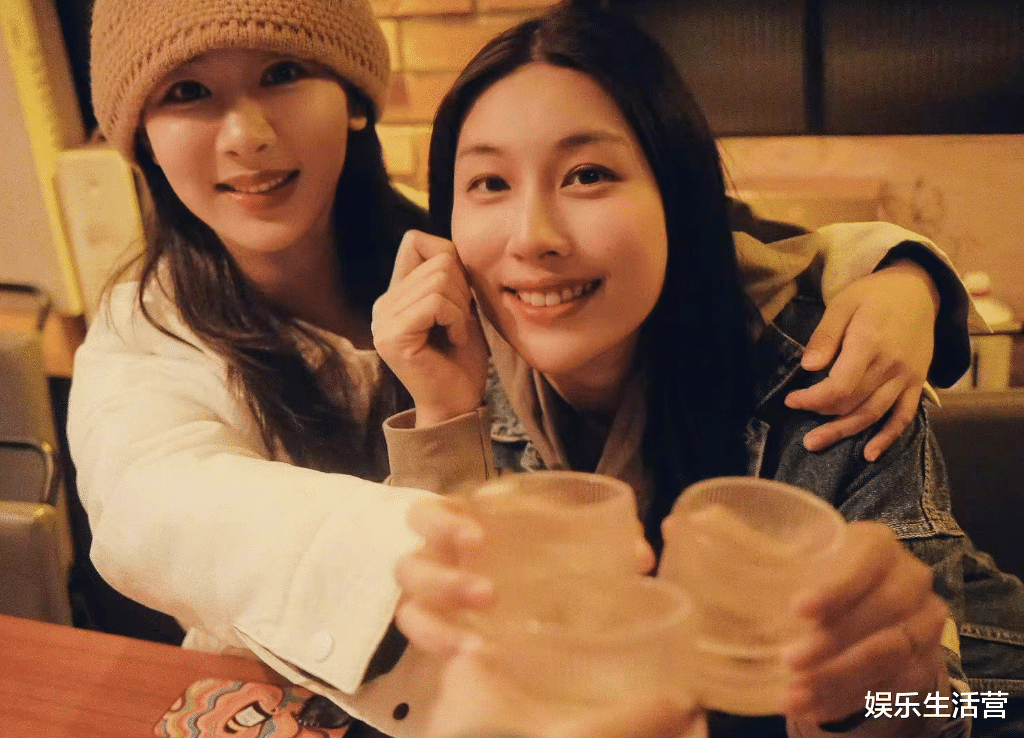 杨紫|网曝二字顶流女星税务瓜，粉丝5000万刚成公司不久，网友猜是杨紫